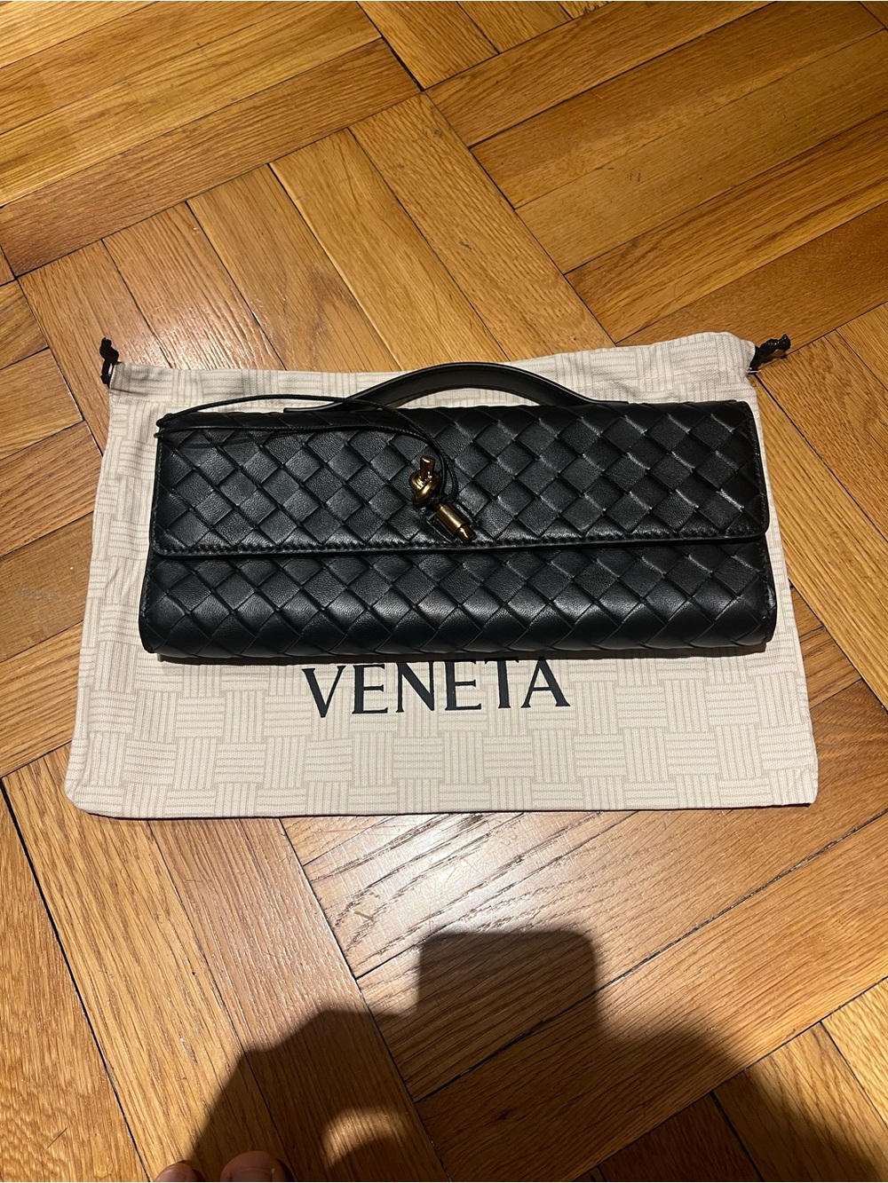 Bottega Veneta Intrecciato Andiamo Top Handle Clutch Black Brand New